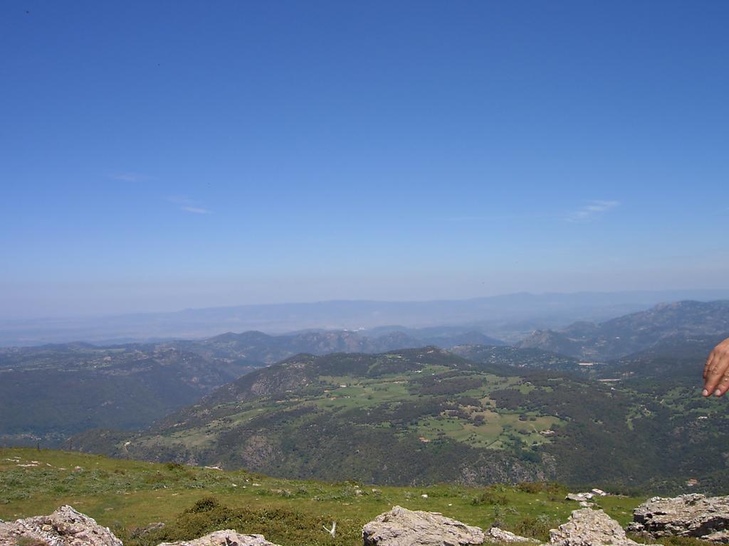 Mattale Villa Tonara Bagian luar foto