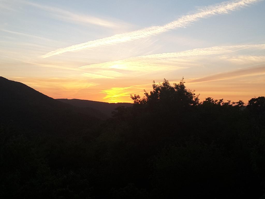 Mattale Villa Tonara Bagian luar foto